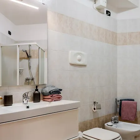 Cozy Near Fiera Di Verona! Apartment