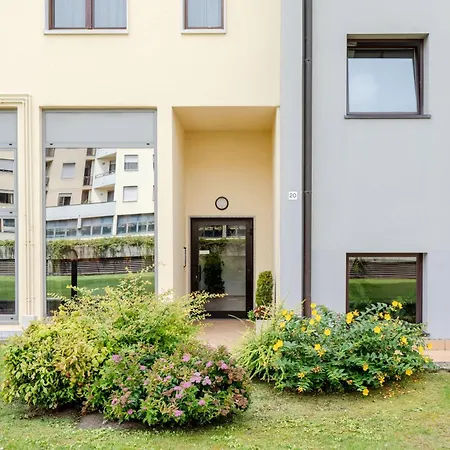Cozy Near Fiera Di Verona! Apartment *
